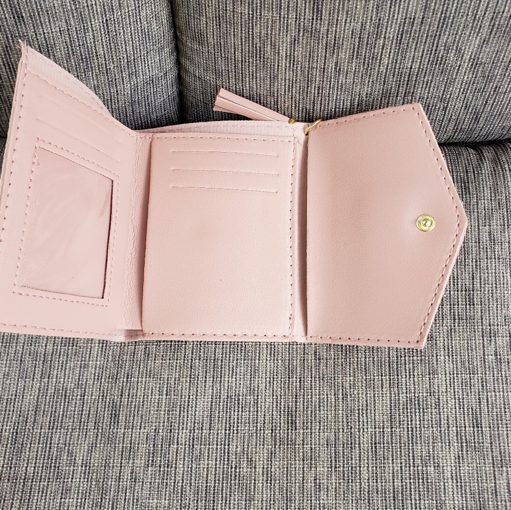 Wallet - Picture 3 of 4